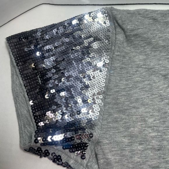 BNWOT Victoria’s Secret PINK Gray knitsequin short sleeve tshirt S PRICE FIRM - Picture 6 of 11